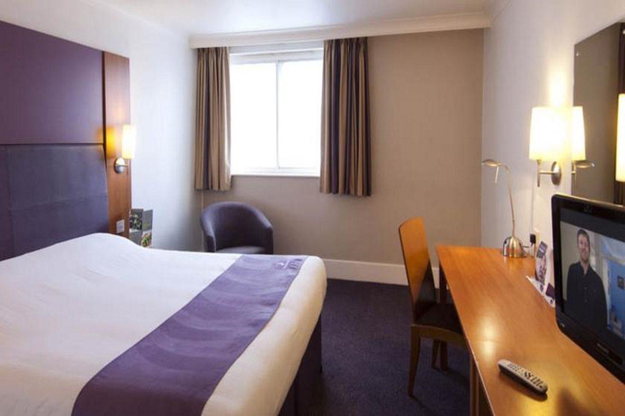 Premier Inn Manchester City Centre Exteriör bild