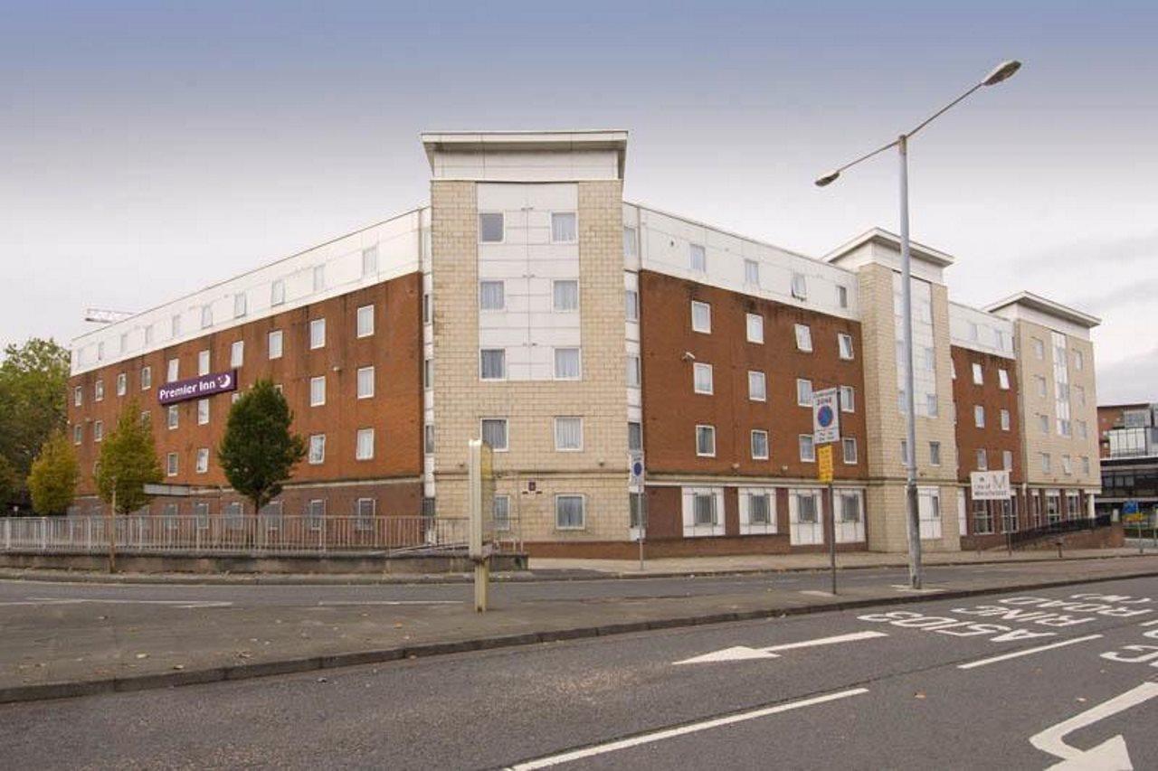 Premier Inn Manchester City Centre Exteriör bild
