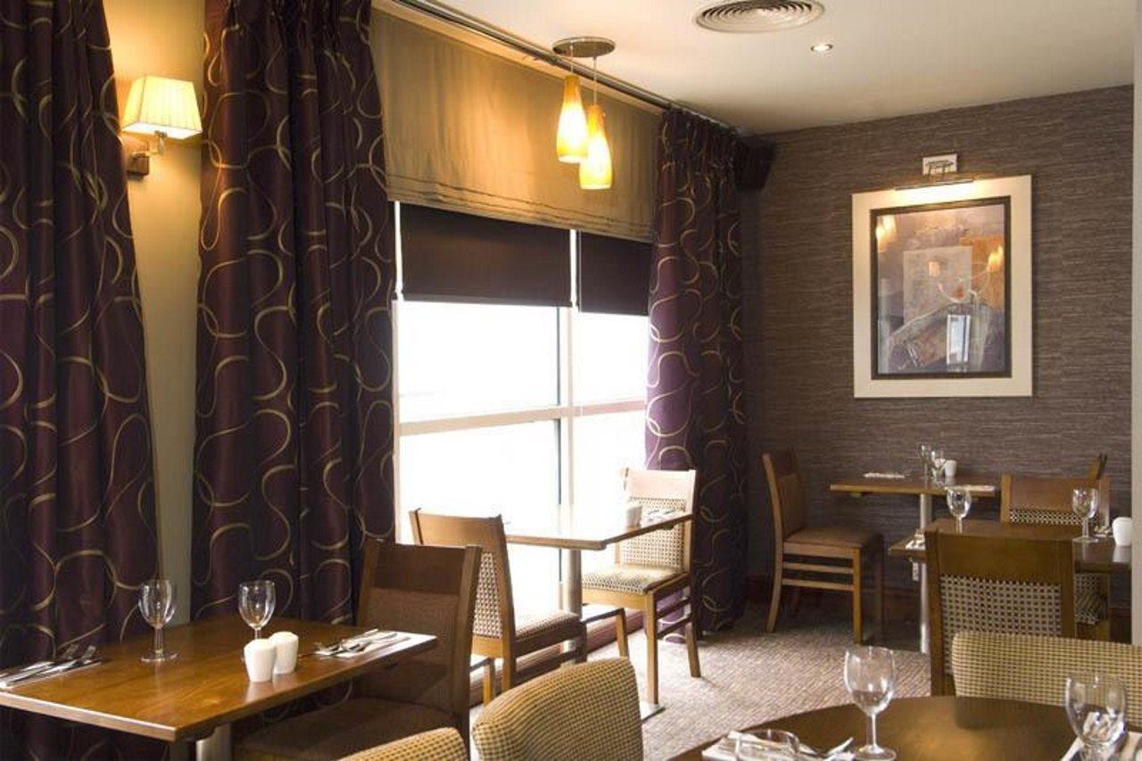 Premier Inn Manchester City Centre Exteriör bild